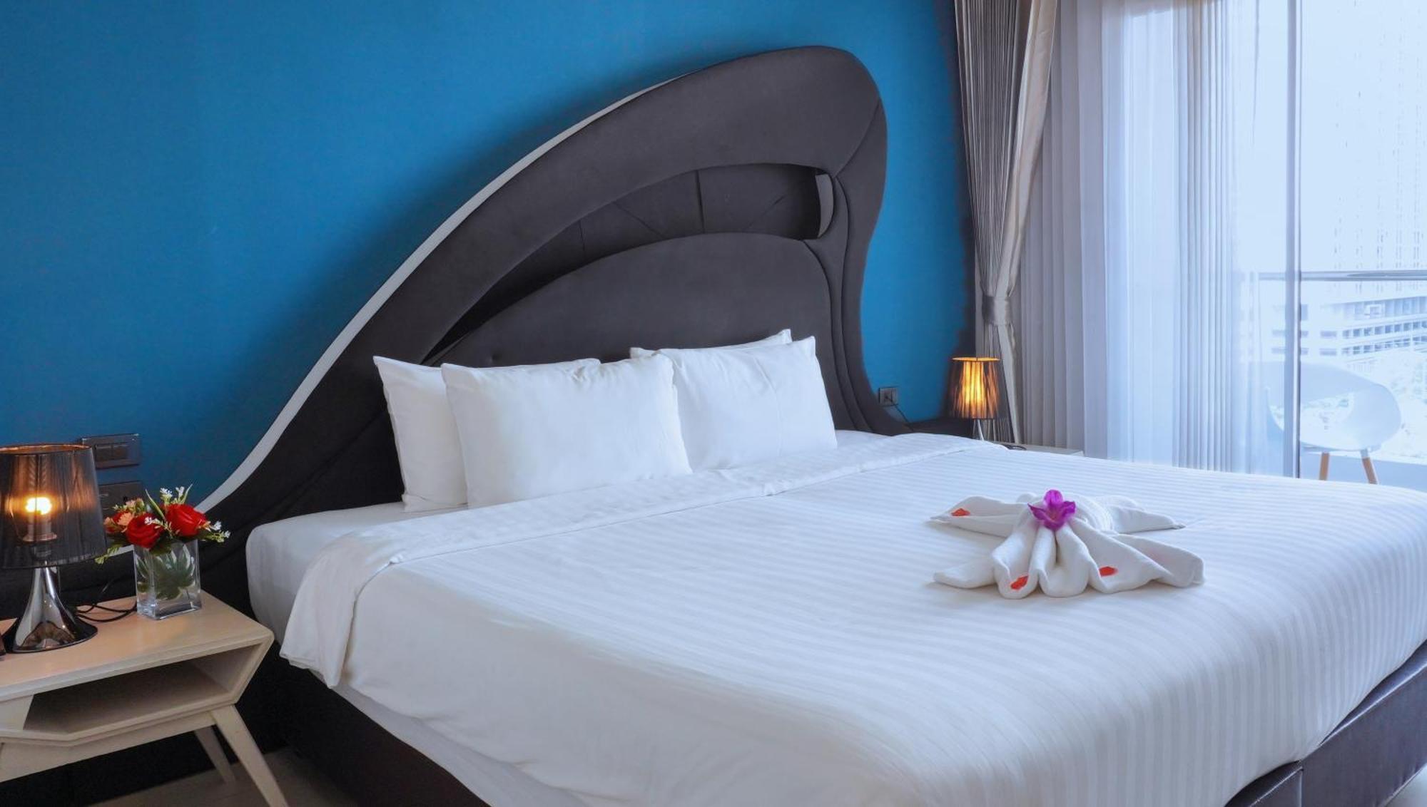 Blue Boat Hotel Jc Pattaya Esterno foto