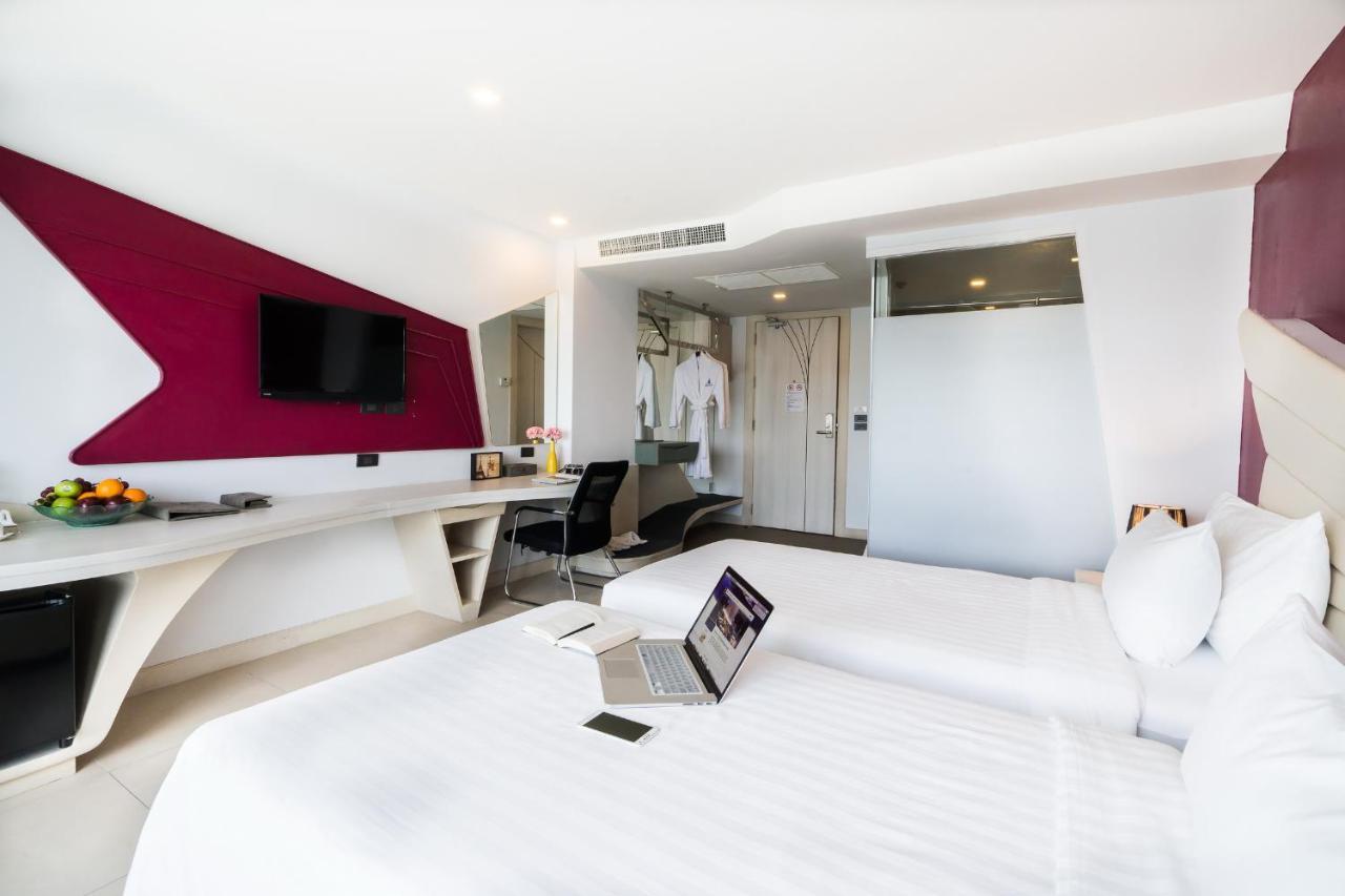 Blue Boat Hotel Jc Pattaya Esterno foto